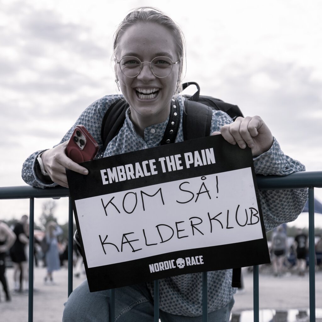 Vær den ultimative support, og hep deltagerne i mål